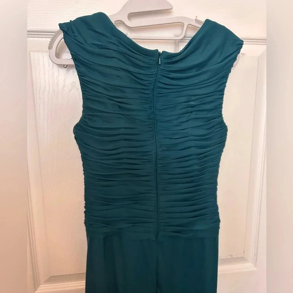 ! Adrianna Papell Embellished Pleated Bodice Mesh Gown Sz 4 Forest - Picture 7 of 7